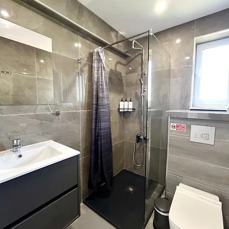Mon Kazantaki Apartment